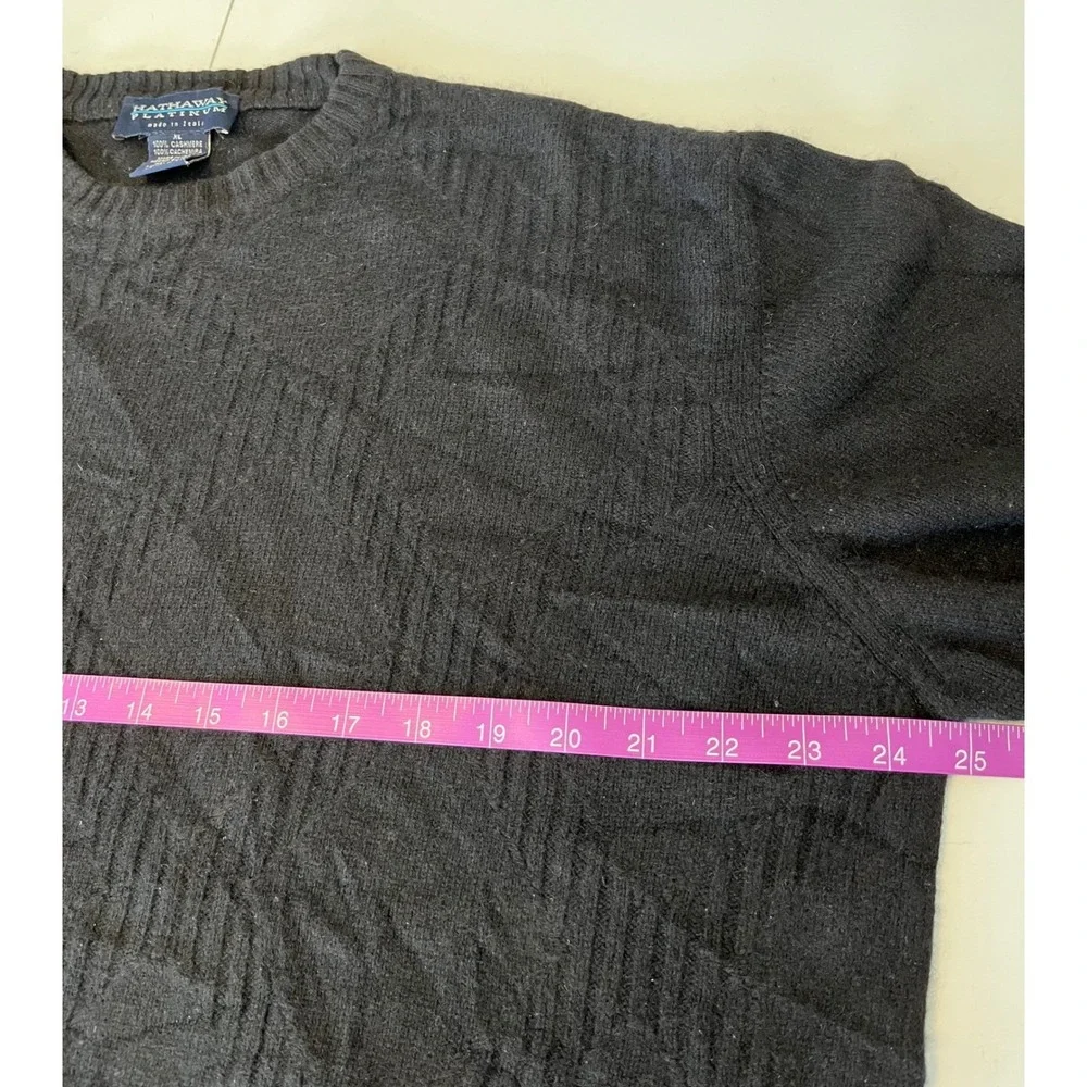 Hathaway‎ Platinum 100% Cashmere V Neck Textured Sweater Italy Mens XL Black